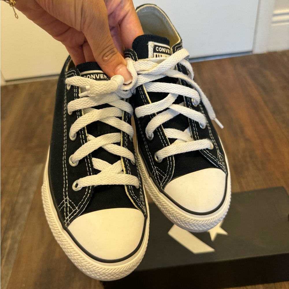 Black Lowtop converse